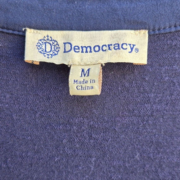 Democracy Navy Blue Top W/ 3/4 Sleeves - Picture 4 of 4